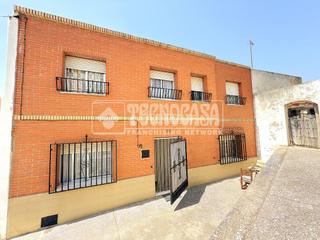 Casa pareada  C. de la solana. Casa en venta en campos del paraíso