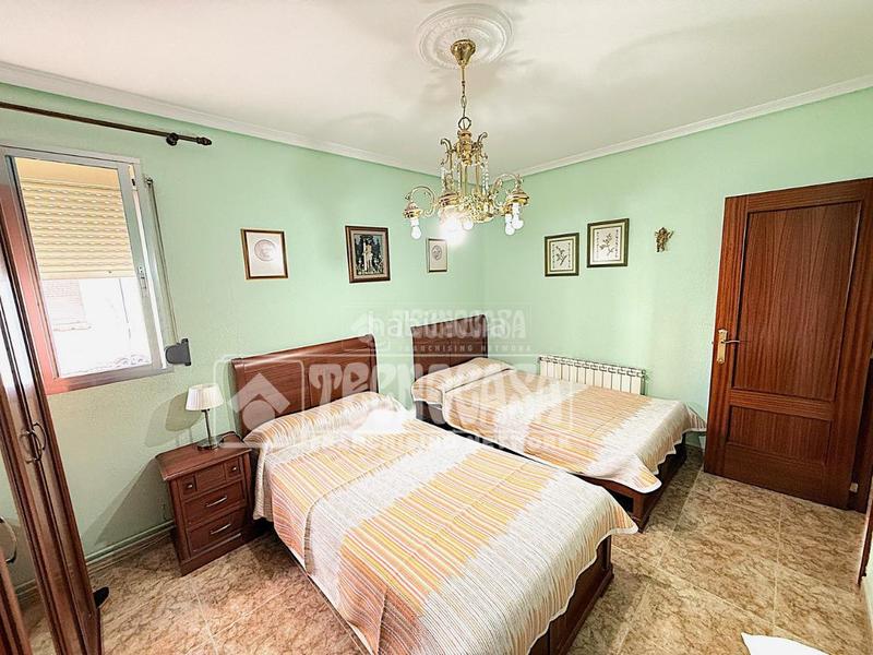 Foto c882ec65-88cc-4f32-8954-67ec0dabae93. Appartement avec chauffage dans Centro Cuenca