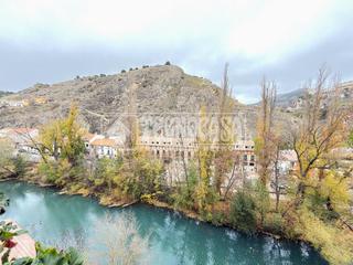 Pis  C. san juan. Piso en venta en cuenca