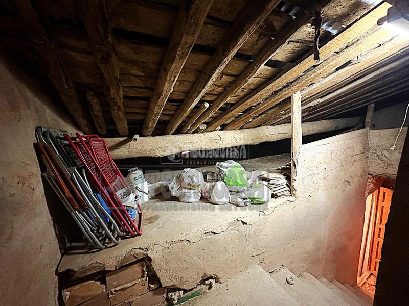Foto e9dfe0be-1634-4fb6-8da0-c62ce51f8d6c. Casa aparellada amb calefacció a Castillo - Albaráñez