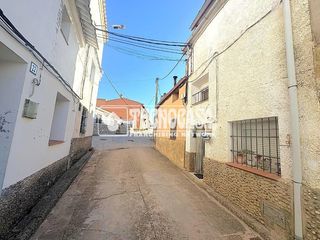 Casa aparellada  C. fuente. Casa en venta en san pedro palmiches
