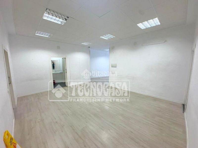 Foto 51c9f2bc-c72c-49b6-bcdb-75c749c411c6. Lloguer local comercial a Centro Cuenca