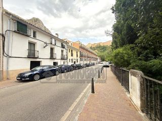 Flat  P.º del jucar. Piso en venta en cuenca