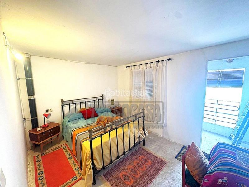 Foto 3d76b8f0-6dd9-4429-b7dd-1467a3a13d73. Casa aparellada amb calefacció a Gascueña