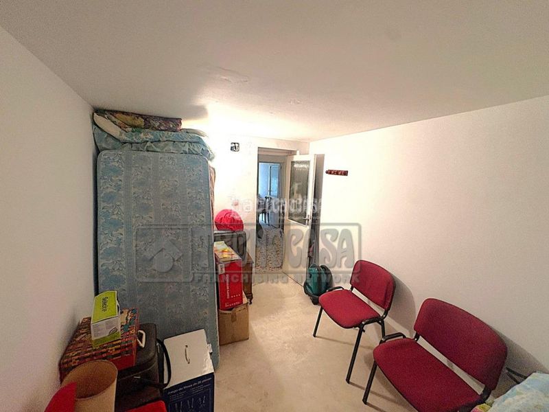 Foto 5475c043-1f85-4e14-8bc5-9caf91e73ee9. Casa aparellada amb calefacció a Gascueña