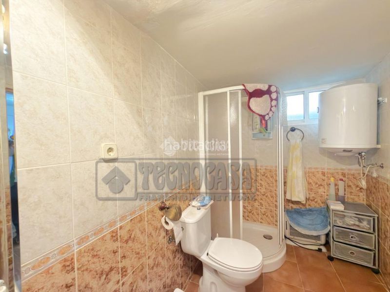 Foto f435dcf1-ef78-4c4d-aa7e-75ccadc4aaad. Casa aparellada amb calefacció a Gascueña