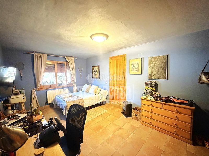 Foto 1c4445e6-46f2-4547-8d12-0cd5029b15ef. Casa amb calefacció a Arcas del Villar