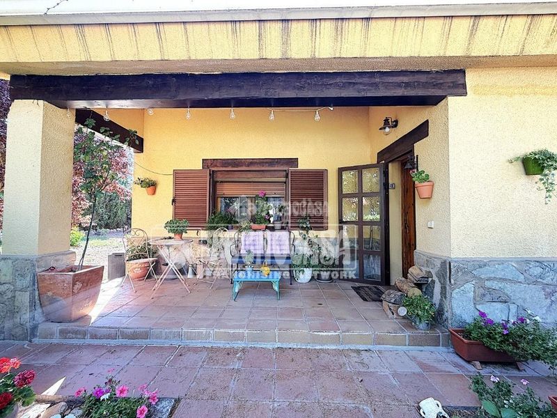 Foto 60b3df05-3e0c-4720-8d71-a456fc6926e9. Casa amb calefacció a Arcas del Villar