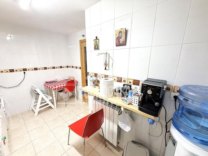 Foto db0b82a6-38c3-4676-bab0-e0b54a43c166. Pis amb aparcament a Arcas del Villar