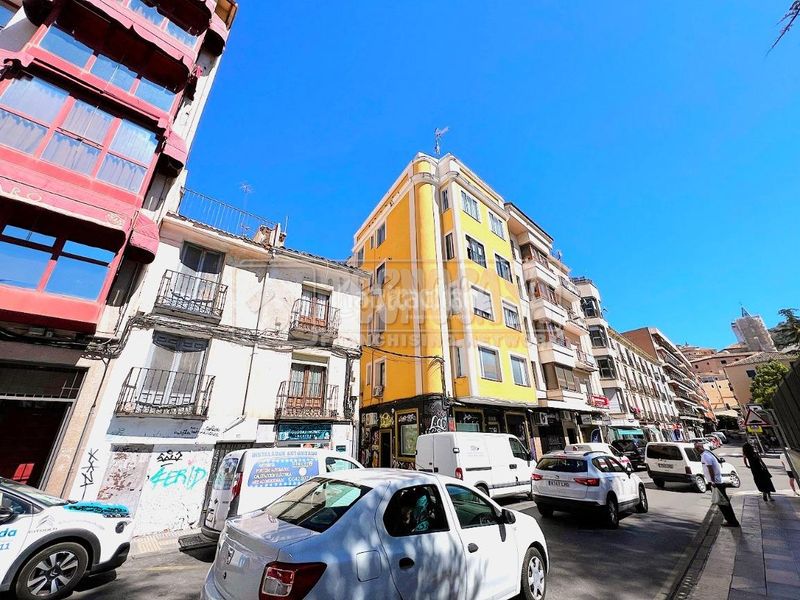 Foto 9da0d7b9-57c3-4b8c-b9aa-7f1ec24569a7. Flat in Centro Cuenca
