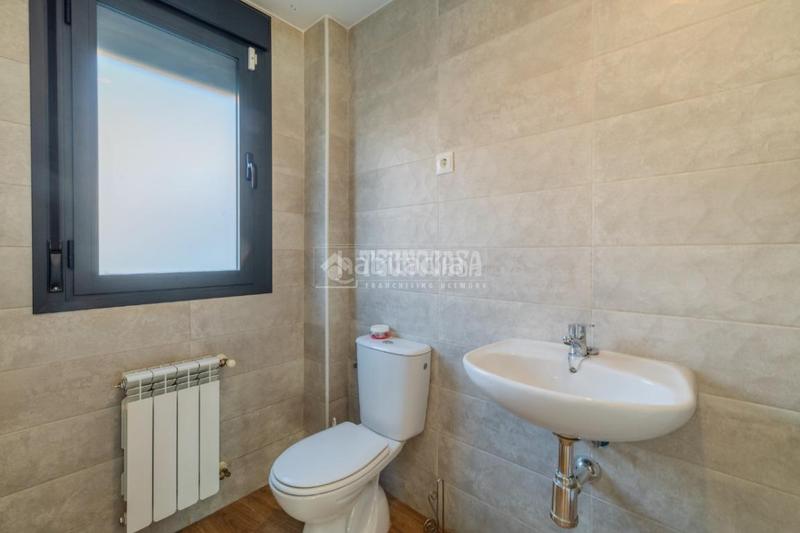 Foto 797a8034-cdc6-4c50-a59c-685dd4cc0181. Casa bifamiliare con riscaldamento parcheggio in Urbanización El Mediterráneo Arroyomolinos