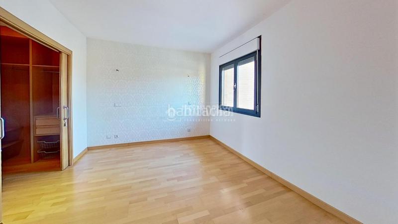 Foto 2b4bf8e3-a52c-4c88-a7da-4d944184c198. Casa aparellada amb calefacció aparcament a Urbanización El Mediterráneo Arroyomolinos