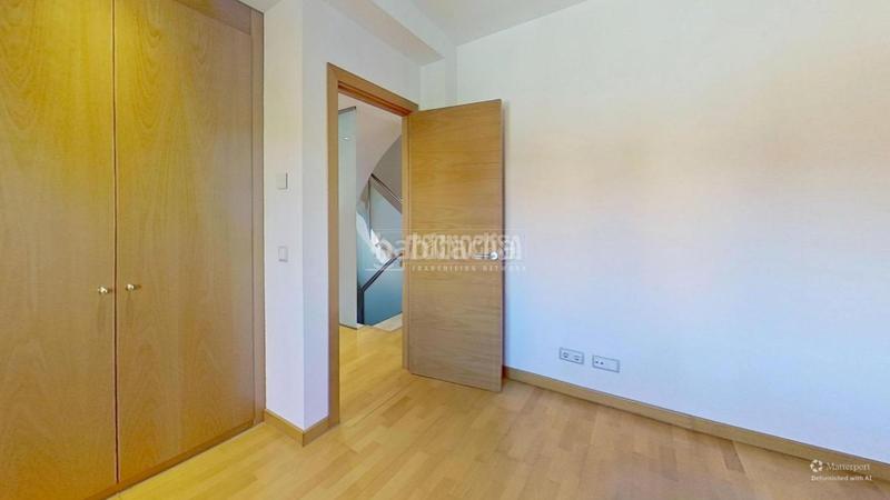 Foto 443d7d0b-b063-4a65-b95c-9401a21b70d6. Casa aparellada amb calefacció aparcament a Urbanización El Mediterráneo Arroyomolinos