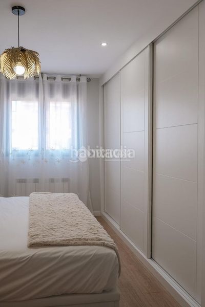 Foto 2ac50d91-5b2c-4eb8-9738-0860ff648817. Casa aparellada amb calefacció aparcament piscina a Arroyomolinos