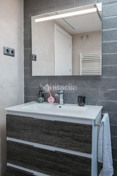 Foto ae1c5b50-0c45-4dc3-8ea8-5b4c8b88018e. Casa aparellada amb calefacció aparcament piscina a Arroyomolinos