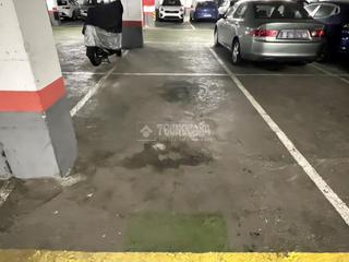 Aparcament cotxe a La Nova Esquerra de lEixample. Boxplaza de garaje en venta en barcelona