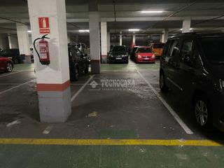 Aparcament cotxe a La Nova Esquerra de lEixample. Boxplaza de garaje en venta en barcelona