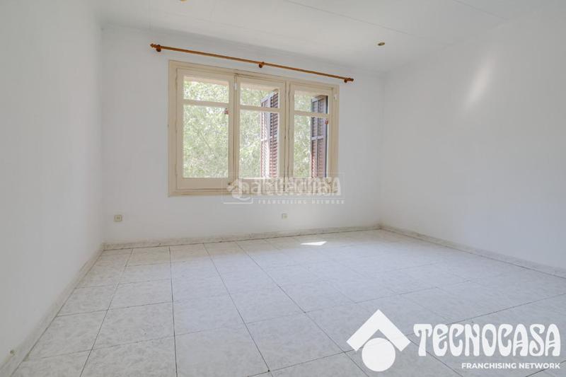 Foto d9860c84-1861-49a4-acee-89b7ab60cb03. Piso  en venta en La Nova Esquerra de l´Eixample Barcelona