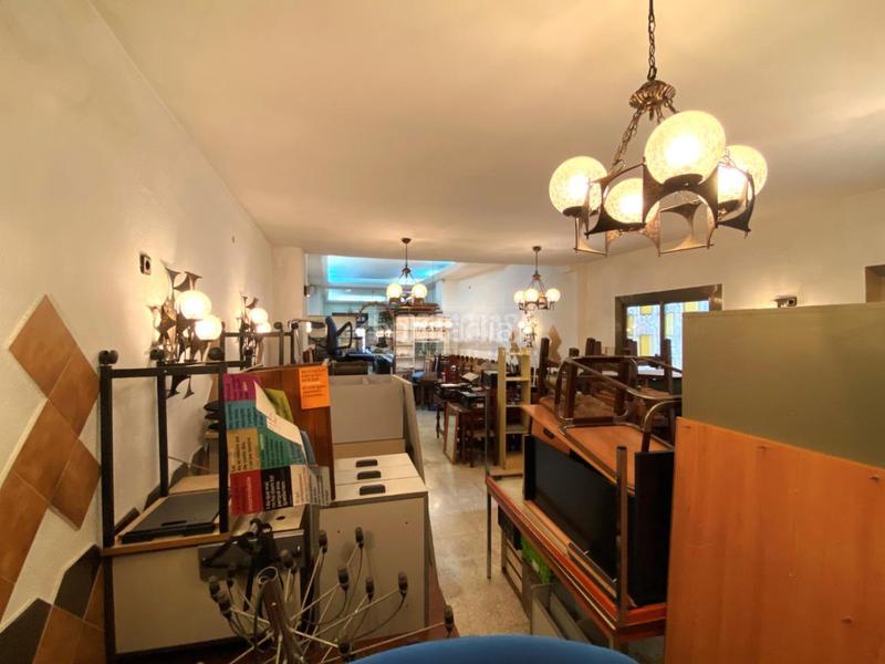 Foto fe0b73e2-1f3d-4766-81eb-294300f6432c. Local comercial  en venta en Hostafrancs Barcelona