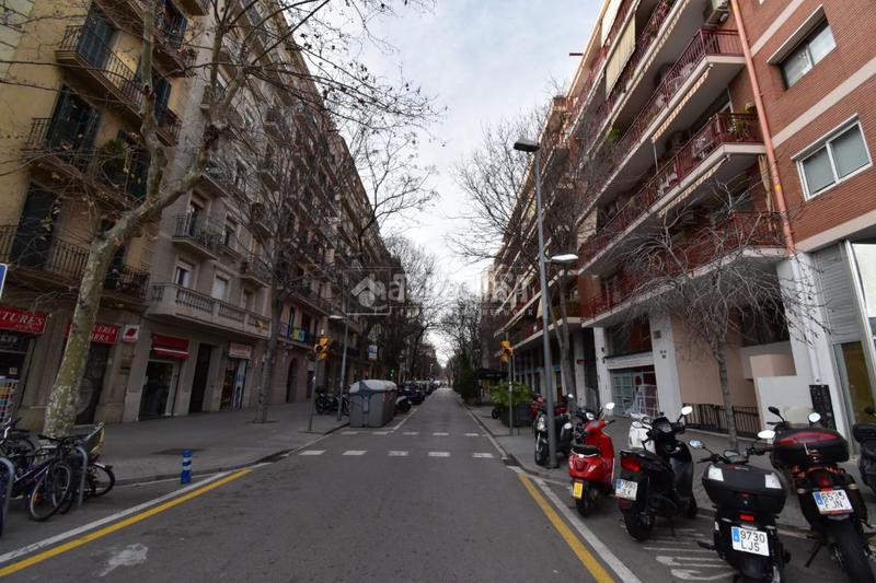Foto ffb9b941-ebfe-420c-8c8e-6d9fc17c1572. Local comercial  en venta en Hostafrancs Barcelona