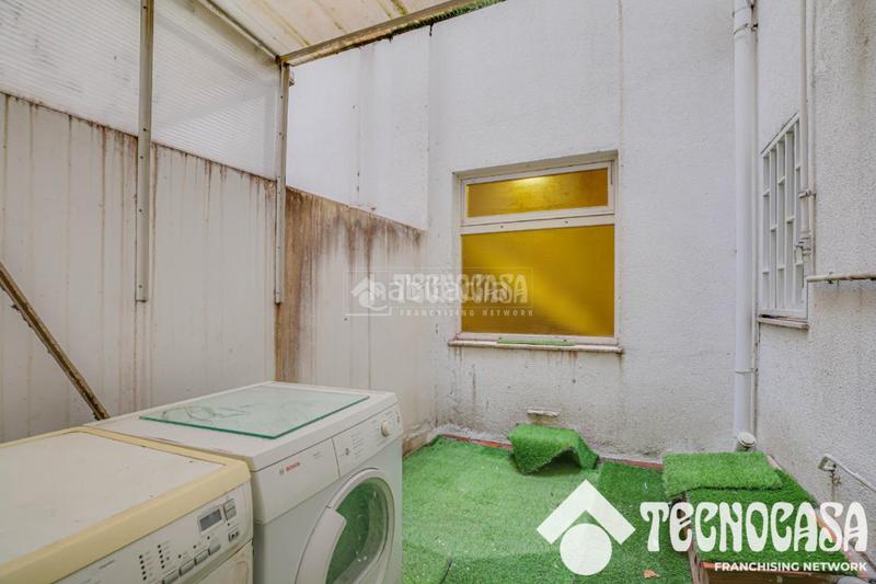 Foto b6fbe04a-3447-4192-b78c-e26b6e4fc87f. Piso  en venta en La Nova Esquerra de l´Eixample Barcelona