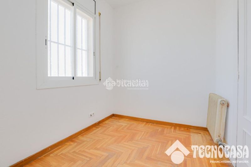 Foto 4f6e89e4-4fa0-45be-b9ad-1e0db8553059. Àtic amb calefacció a La Nova Esquerra de l´Eixample Barcelona