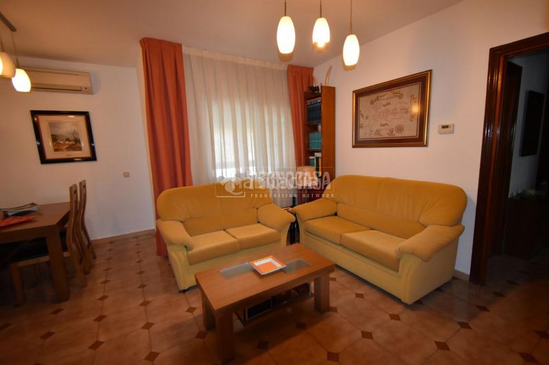 Foto de7b5e4b-15b9-4314-be79-25de64a91784. Flat with heating in Entrevías Madrid