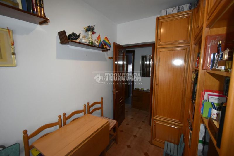 Foto e6fbafa7-9ead-435d-bb2b-236efe460184. Flat with heating in Entrevías Madrid