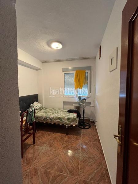 Foto 13fed80e-fc88-4583-9548-f23801c7d03a. Piso  en venta en Entrevías Madrid