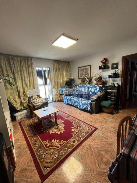 Foto 638b8a1c-bcdf-4800-a94f-9fc17ac181fb. Piso  en venta en Entrevías Madrid