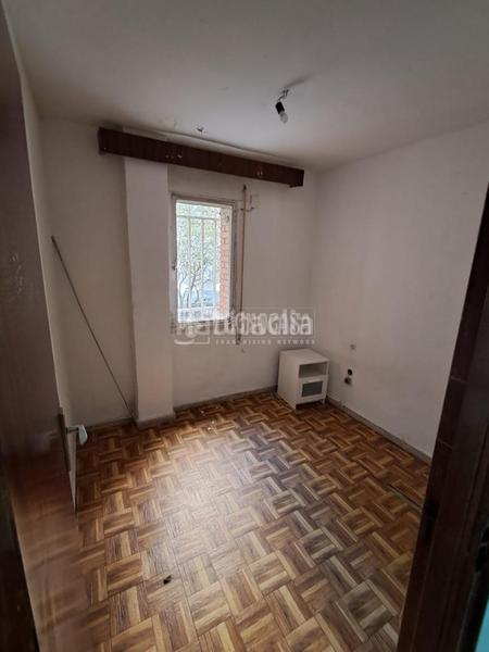 Foto e887e56f-c513-4c21-b0ff-3c2ff76b4bd5. Piso  en venta en Entrevías Madrid