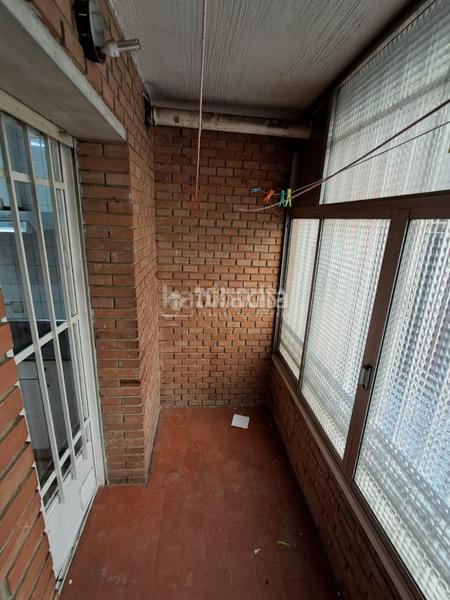 Foto f087a2b4-fd9f-437b-bd19-1142cd23be6c. Piso  en venta en Entrevías Madrid