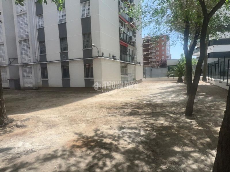 Foto 49ad218f-38bd-4ce0-bbbf-c5c8c904c1dc. Piso  en venta en Aluche Madrid