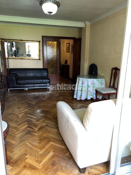 Foto 5e02ae32-5b07-4459-9372-7161b6d300b1. Piso  en venta en Aluche Madrid
