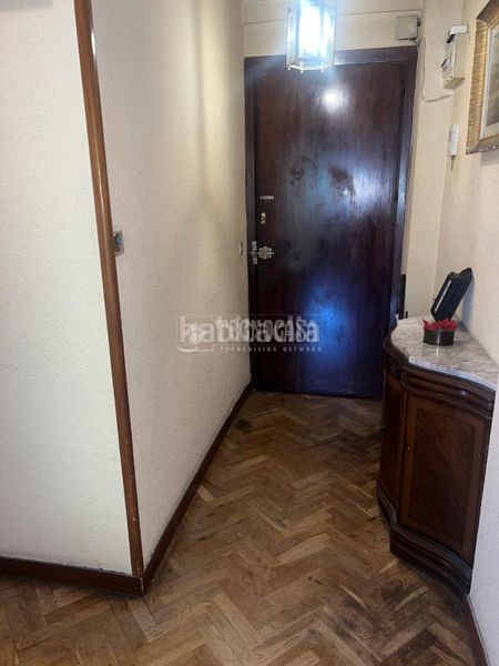 Foto 835b3ff8-40a4-4b5e-aee3-9d07155eaf74. Piso  en venta en Aluche Madrid