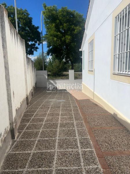 Foto c5b30e37-2c4d-47b1-a1c0-844ecb038308. Casa  en venta en Campamento Madrid