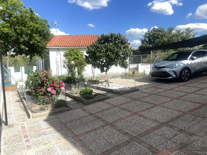 Foto e9309e82-2c5f-4a16-b183-4a29345b338a. Casa  en venta en Campamento Madrid