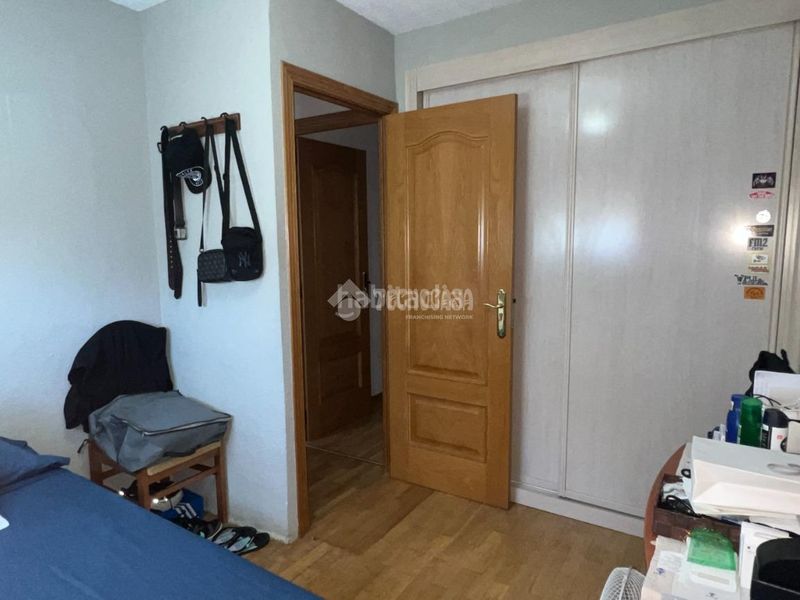 Foto 4bfe198f-af7d-416a-bed9-845d33aab18c. Pis amb calefacció a Campamento Madrid