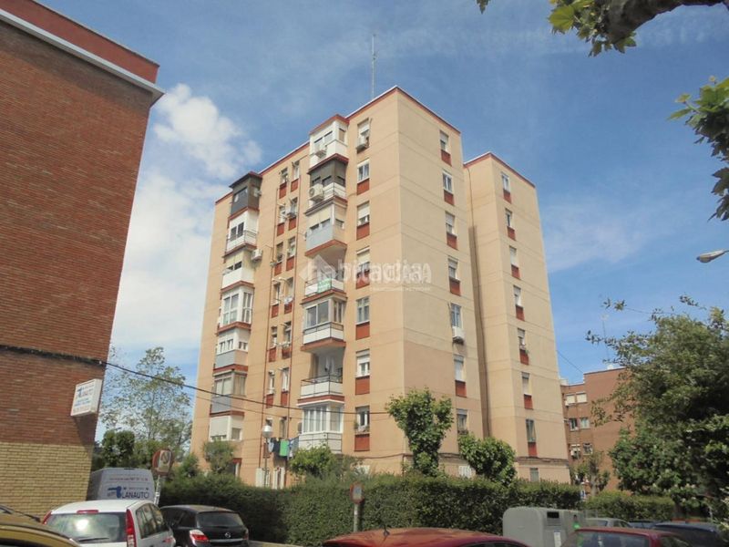 Foto 8b9b734a-b6d0-4ff4-8a63-a3ff11cfe1ad. Pis amb calefacció a Campamento Madrid