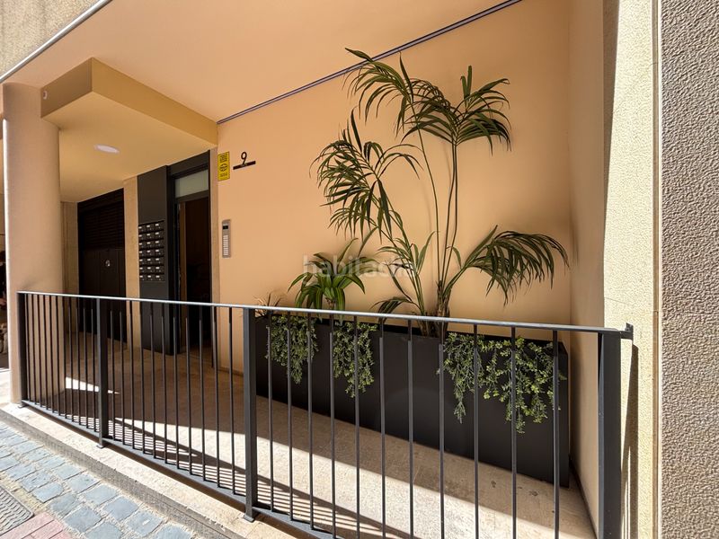 Foto af654740-3de2-4c95-bfb4-2b9c81ab0870. Duplex 91m<sup>2</sup> con riscaldamento parcheggio in Centre Figueres