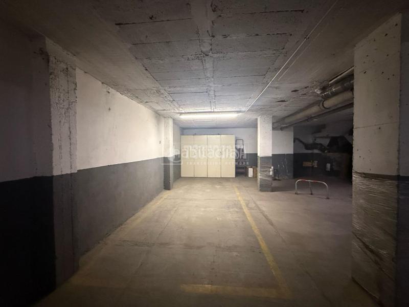 Foto 8980af27-26d5-4b62-93ef-9c5ac3b9c10a. Posto auto in Sants-Badal Barcelona