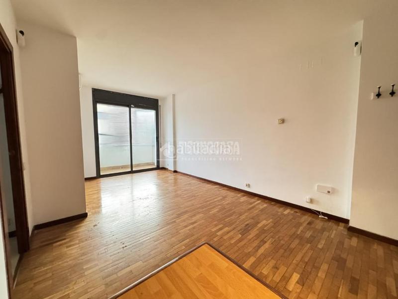 Foto f0abec62-9df0-4460-8884-95687fa0c222. Appartement avec chauffage parking dans Sant Ramon - Maternitat Barcelona