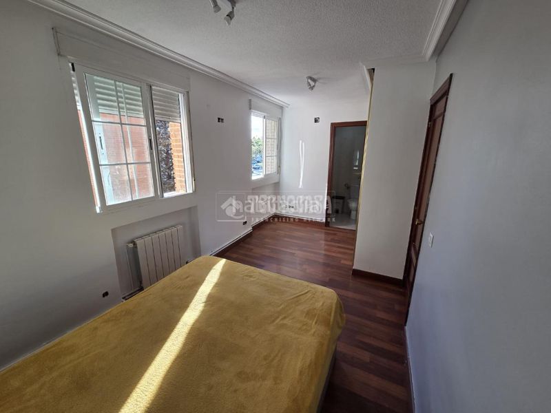 Foto 13c09c0d-e886-40a4-ad8f-3d3586bdd063. Piso  en venta en Amposta Madrid