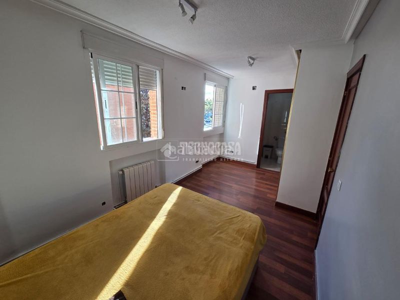 Foto f04e89be-9cad-42c6-8fee-409b3f53c6bc. Piso  en venta en Amposta Madrid