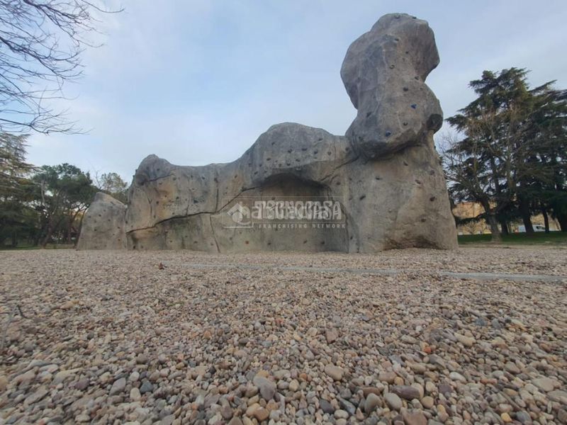 Foto 4cea8970-2634-4107-8a3c-ad358370e608. Pis a Amposta Madrid