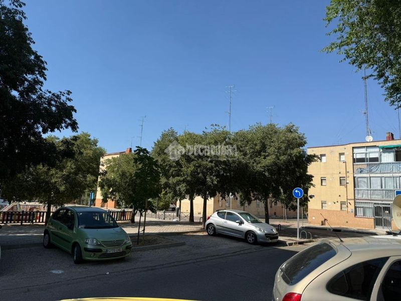 Foto 24b7f608-6c97-469b-a9b9-d6b2e24a78d1. Pis a Amposta Madrid