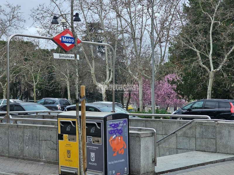 Foto 94a5d887-1c8a-4689-8dd9-ec960e67038e. Pis a Amposta Madrid