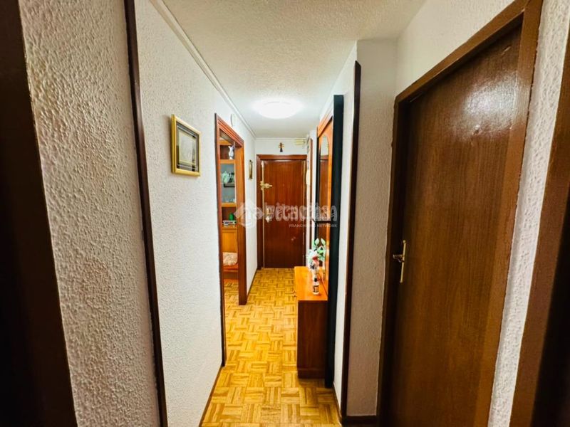Foto 5b0a80c9-a5ed-488d-863d-fffa8c73f1c6. Pis a Amposta Madrid