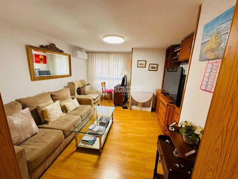 Foto f7940bcd-9f23-47ed-942d-0b57660f9547. Piso  en venta en Amposta Madrid
