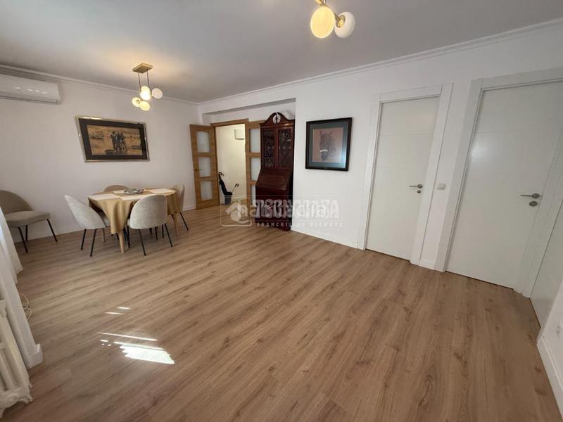 Foto 18fab2ff-0c9f-4e37-a346-a0bd870862b6. Pis a Guindalera Madrid